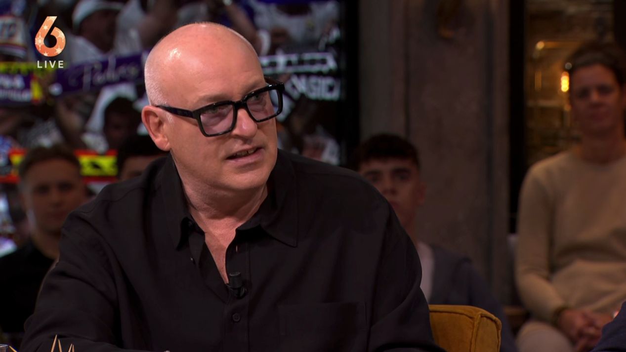 René van der Gijp heeft zicht in rechteroog nog niet terug René van der Gijp heeft zicht in rechteroog nog niet terug